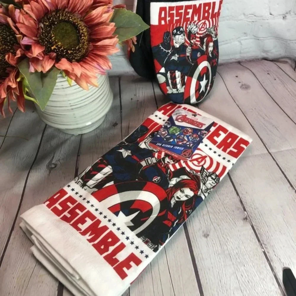 Marvel avengers kitchen towels and mitts set